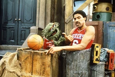 Irvingsesstreet.jpg (121 KB) Irvingsesstreet