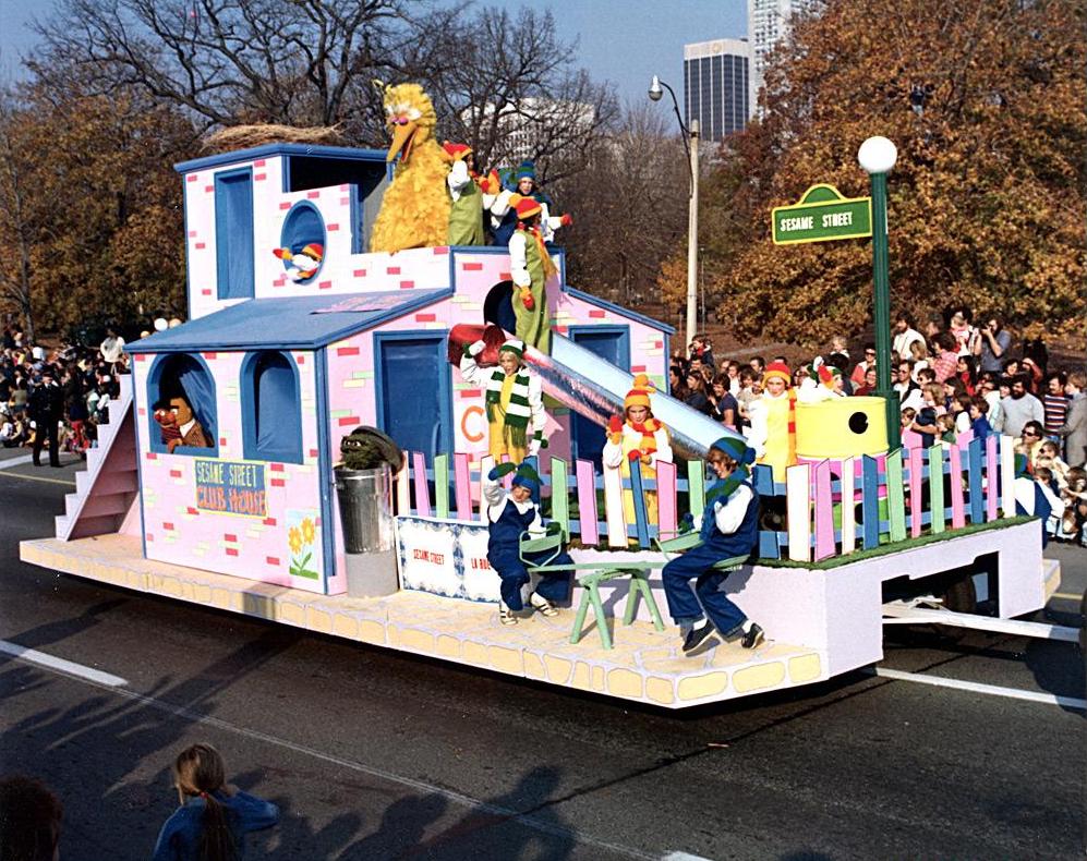 Category:Parades | Muppet Wiki | Fandom powered by Wikia