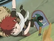 Gaara é atingido por Lee.png