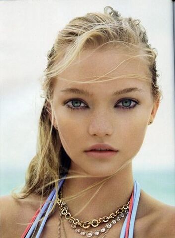 File:Gemma Ward.jpg