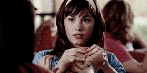 Résultat de recherche d'images pour "Princess Protection Program gif disney"