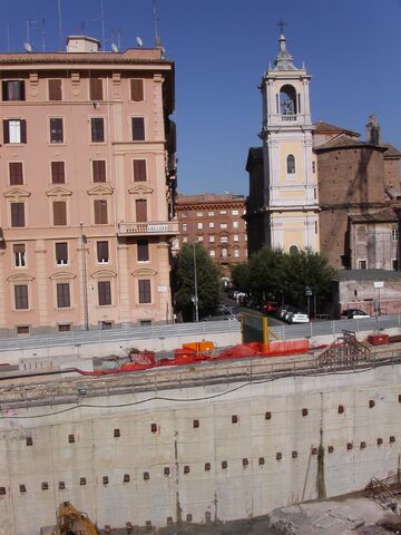 File:Maria delle Fornaci.jpg