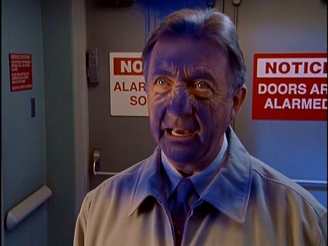 File:3x19 purple Kelso.jpg