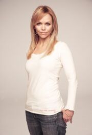 Lauren Bowles