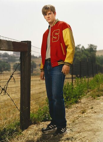 File:Season1-ej2.jpg