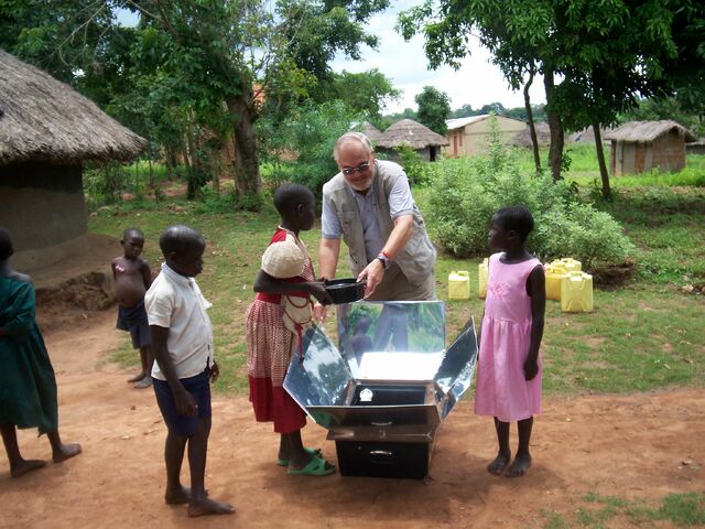 File:Munsen Gulu Uganda.jpg