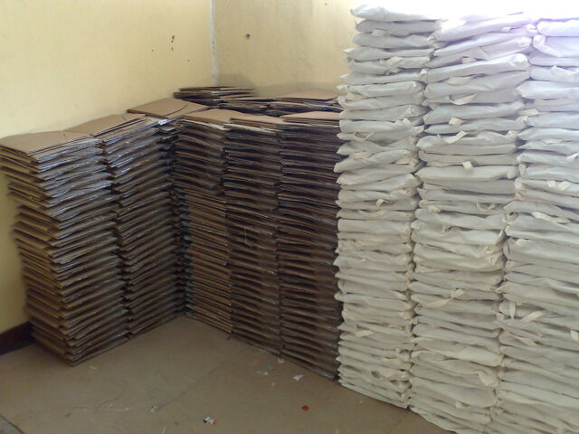File:Solar Bereket - CooKits ready for distribution.jpg