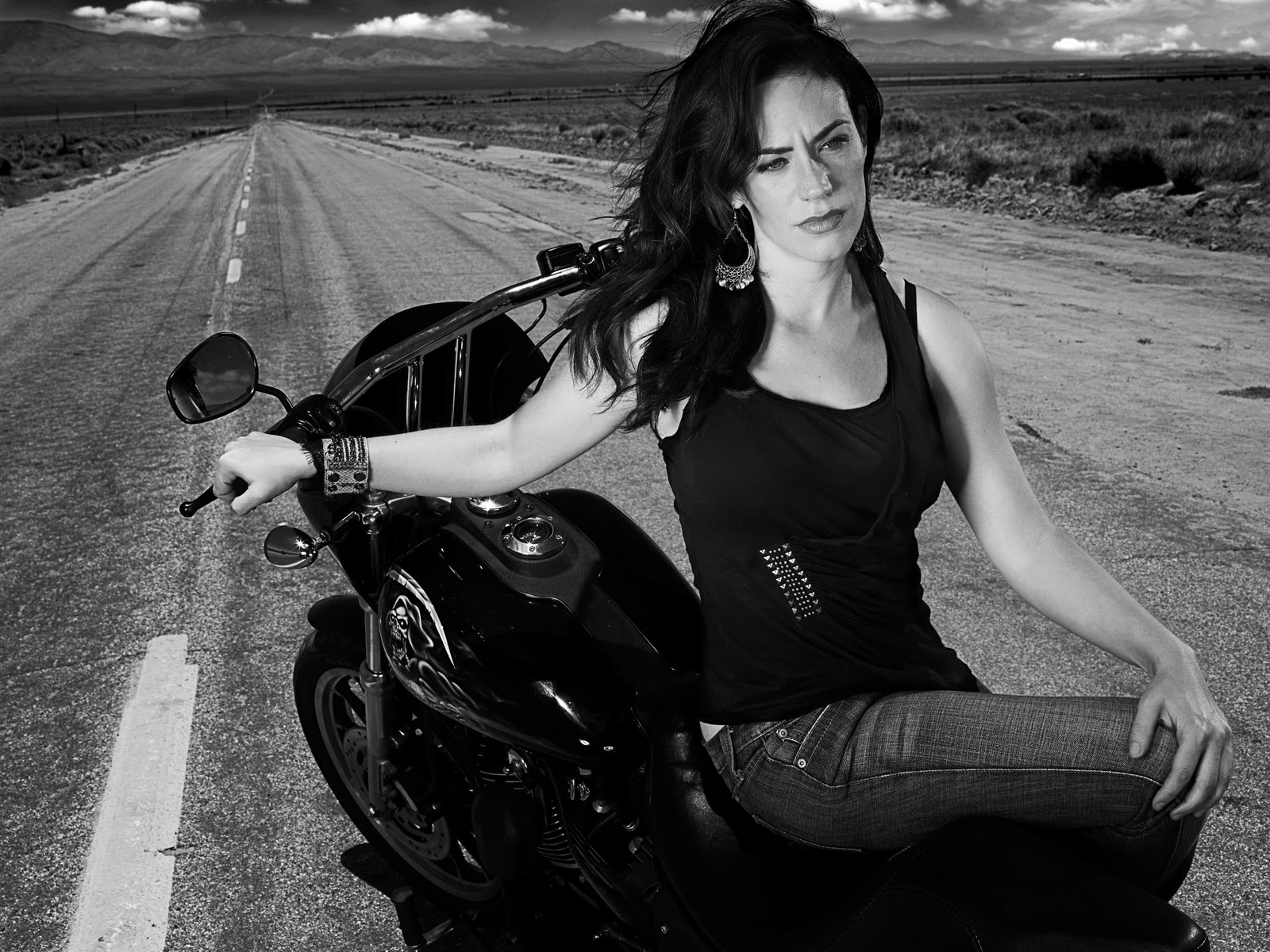 sons of anarchy tara sons of anarchy tara