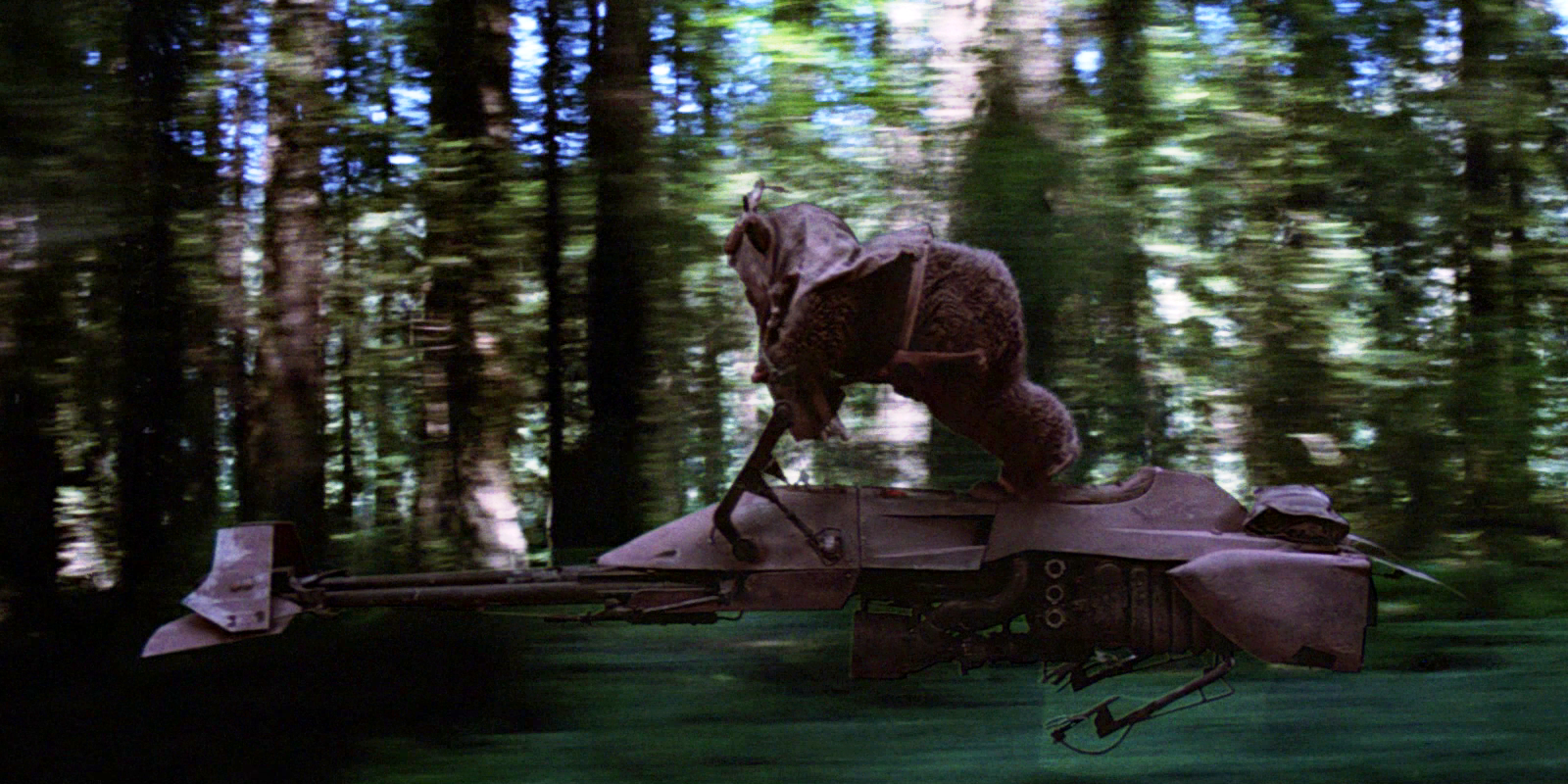 Paploo_speederbike.png