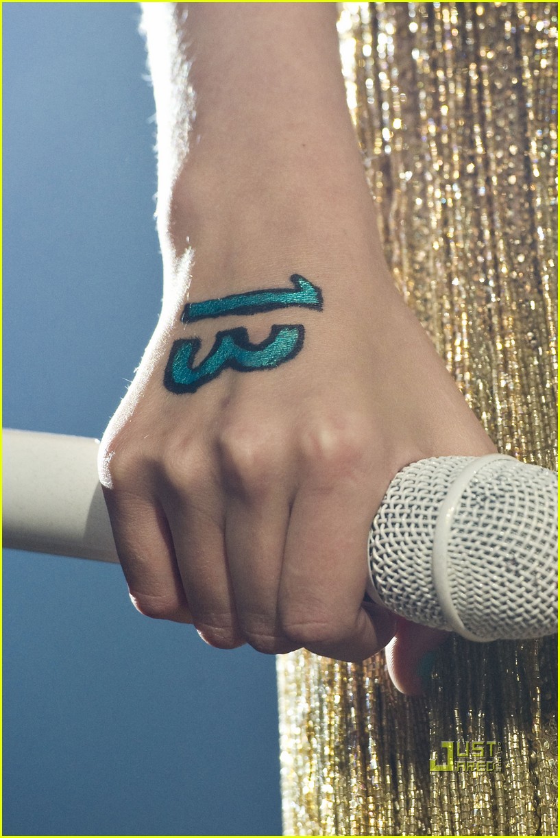 13-taylor-swift-wiki-fandom-powered-by-wikia