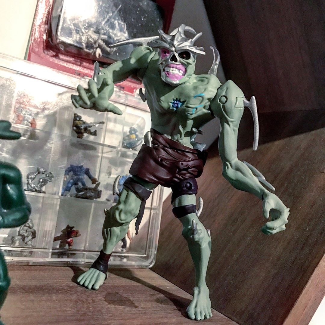 teenage mutant ninja turtles out of the shadows shredder toy