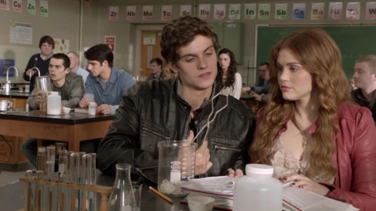Image Lydia sitting next to Isaac.jpg Teen Wolf Wiki Fandom