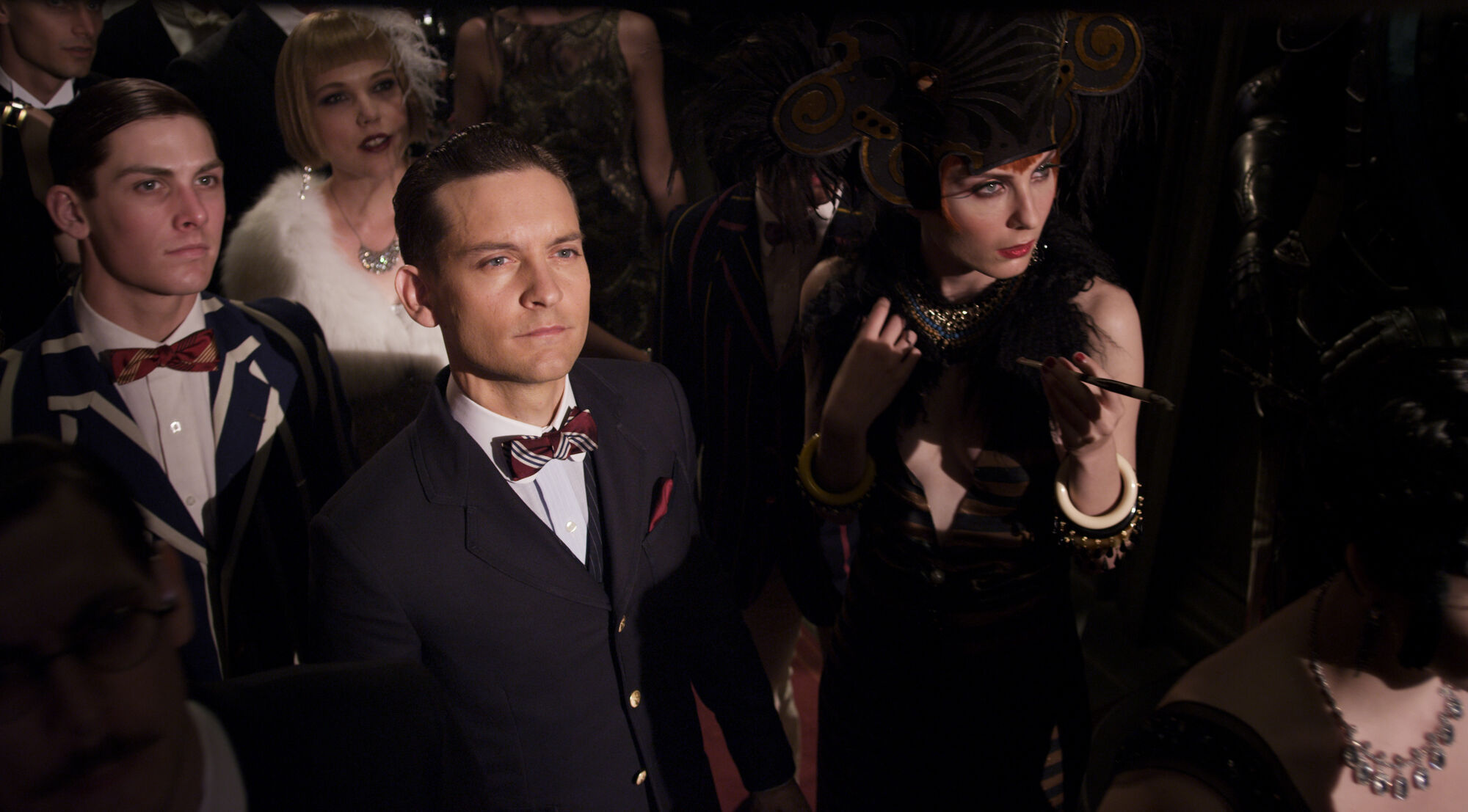 the contradictions in the characters of jay gatsby and nick carraway in the great gatsby by f scott The great gatsby (2013 film) nick carraway the bookish protagonist of the movie jay gatsby the titular character, jay is nick's wealthy neighbor who throws extravagant parties in hopes of attracting the attentions of daisy buchanan. the contradictions in the characters of jay gatsby and nick carraway in the great gatsby by f scott The great gatsby (2013 film) nick carraway the bookish protagonist of the movie jay gatsby the titular character, jay is nick's wealthy neighbor who throws extravagant parties in hopes of attracting the attentions of daisy buchanan.