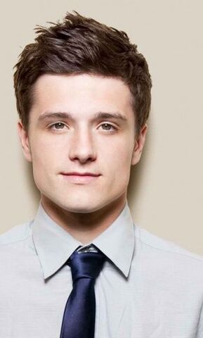 File:Josh-Hutcherson-300x498.jpg