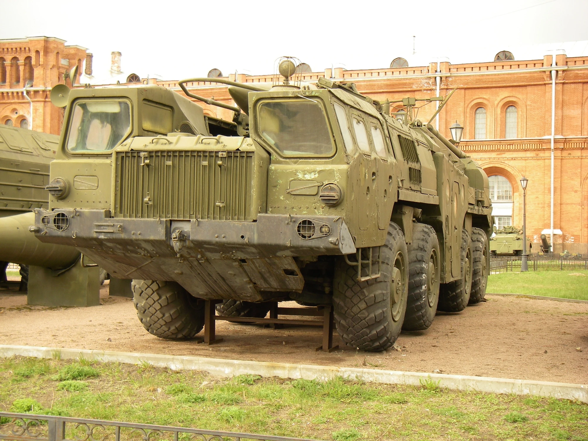 MAZ-7310 | Tractor & Construction Plant Wiki | FANDOM powered by Wikia
