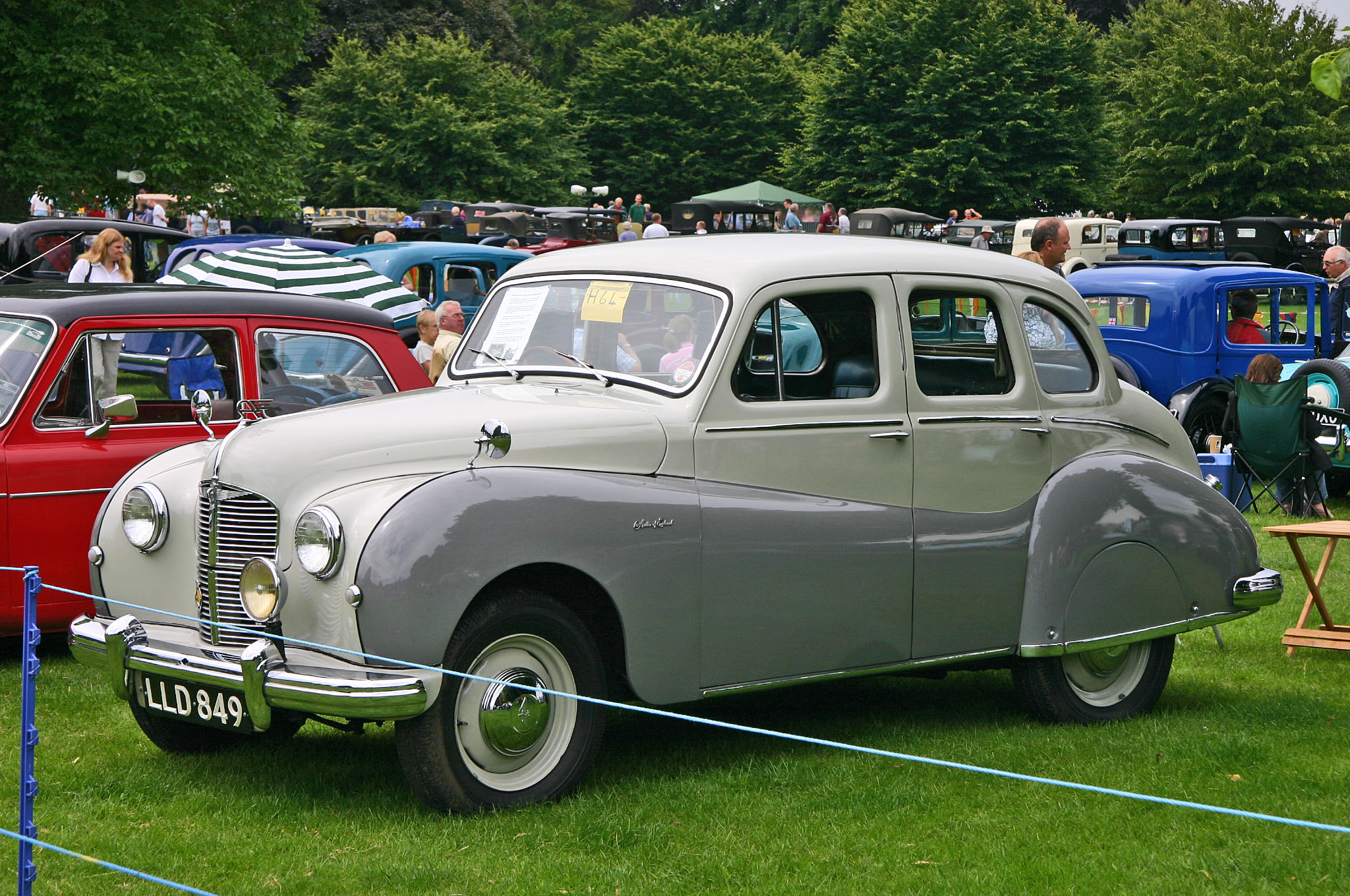 Austin_A70_Hampshire_front.jpg