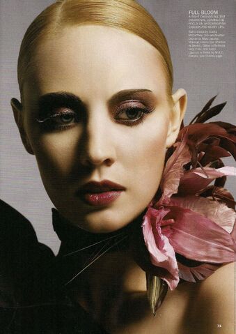 File:Deborah-allure3.jpg