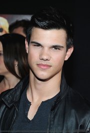 Taylor Lautner...So DREAMY and HOT!!