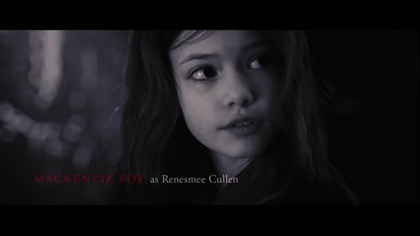 Mackenzie Foy desktop Wallpapers
