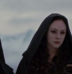 The Volturis 吸血鬼家族中的主要五位成員之一 Sulpicia