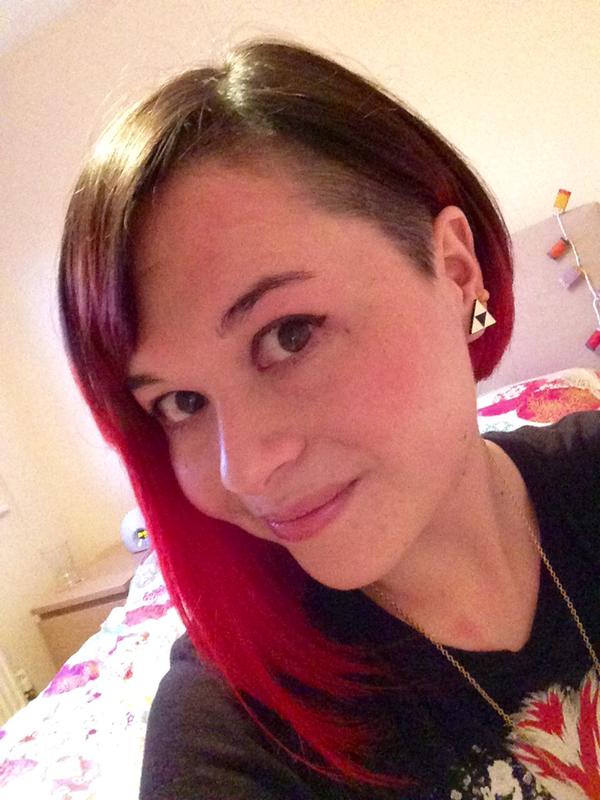 anna poplewell naked pictures yogscast is simon dating hannah