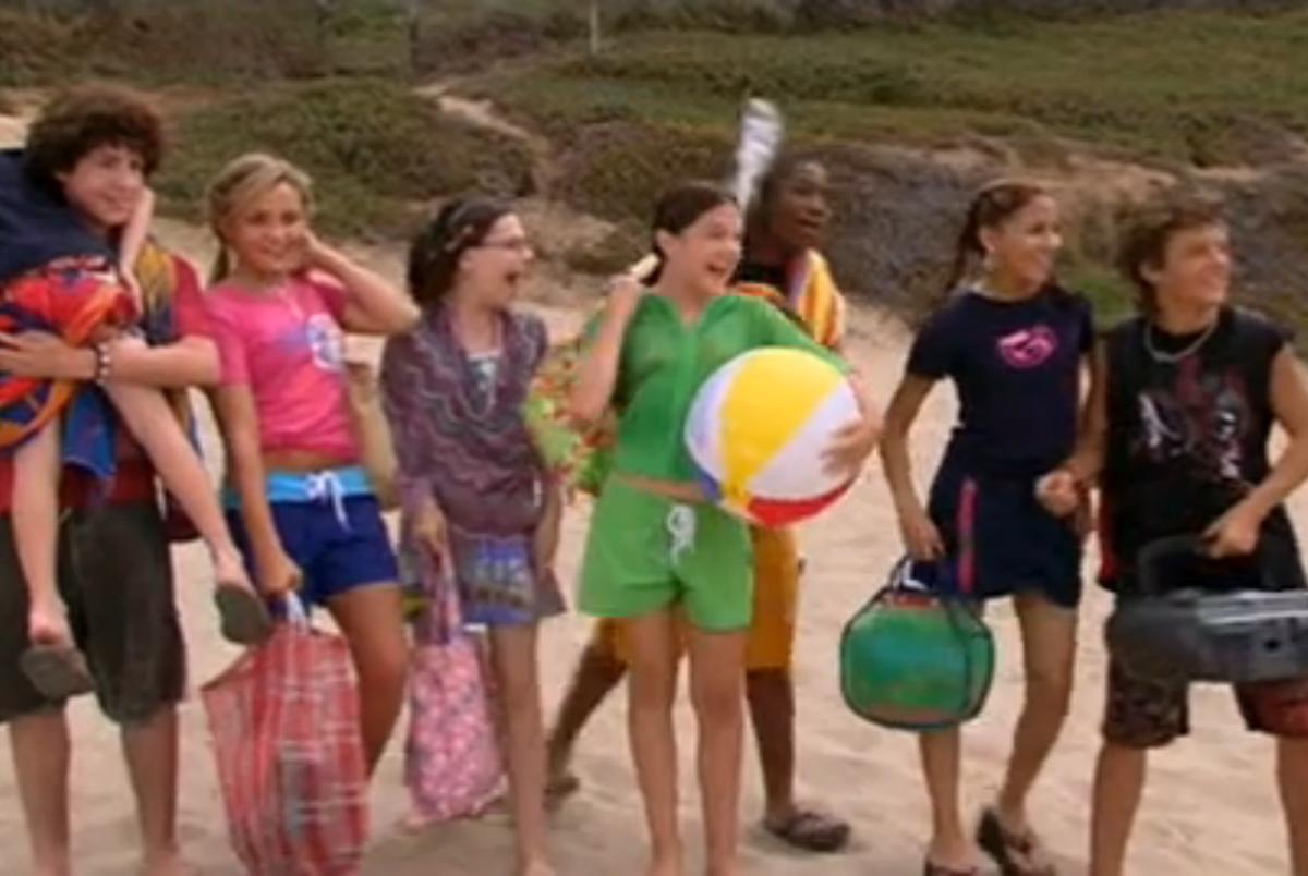 Little Beach Party Zoey 101 Wiki Fandom Powered By Wikia