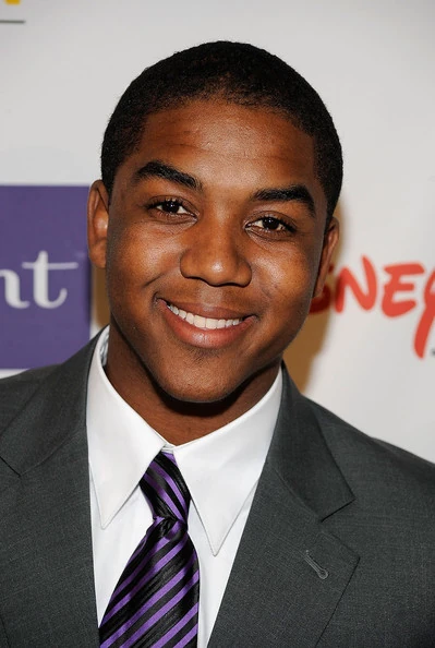 Christopher Massey Zoey 101 Wiki FANDOM powered by Wikia