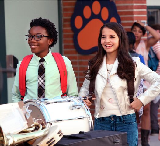 File:100-things-to-do-before-high-school-image-244008.jpg