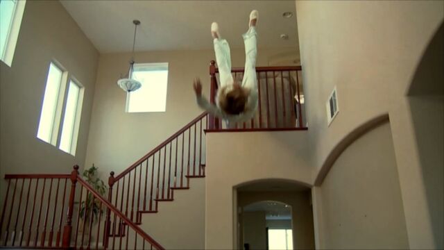 File:Somewhere Over The Railing.jpg