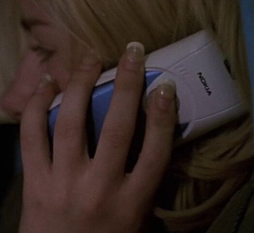 File:2x22 Kim phone.jpg