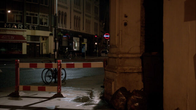 File:Southwalk-street.jpg