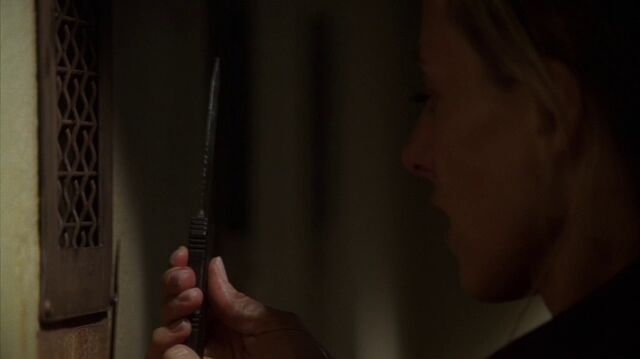 File:Audrey knife.jpg