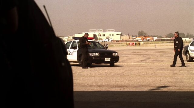 File:5x03 northwest apron.jpg