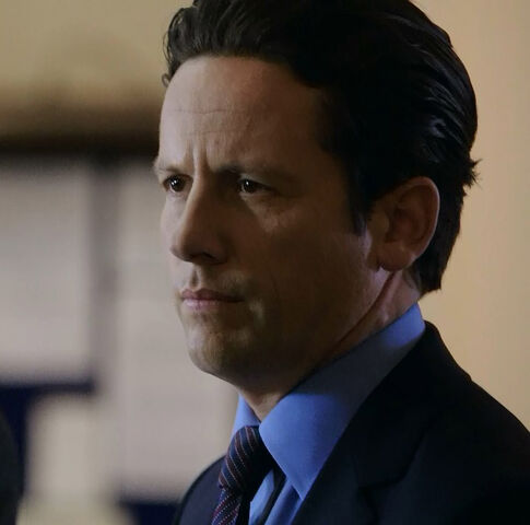 File:Ross McCall.jpg