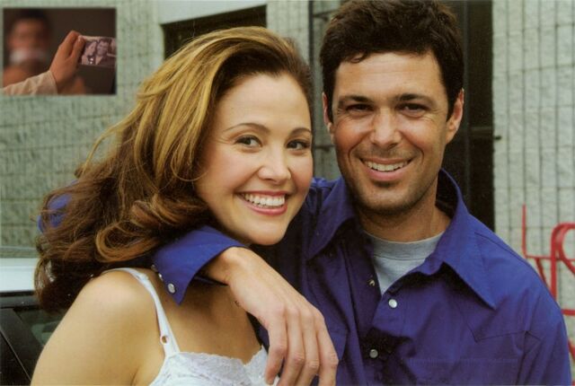 File:Tony&MichellePhoto.jpg
