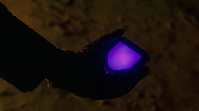 File:1x02 homing device.jpg