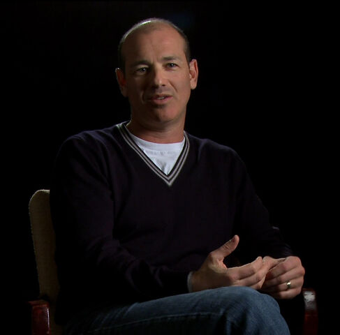 File:HowardGordon.jpg