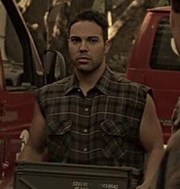 File:Plaid sleeveless ep12.jpg