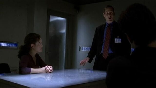 File:S2e24f02.jpg