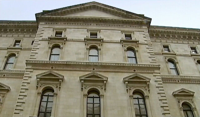 File:9x02 FCO.jpg