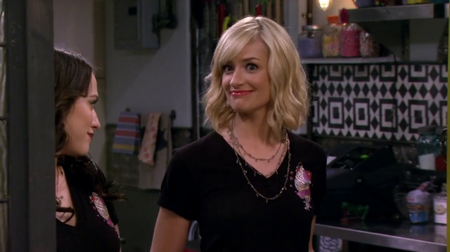 File:Marcusgohmarcusgoh-2brokegirlss04e01review-3.png