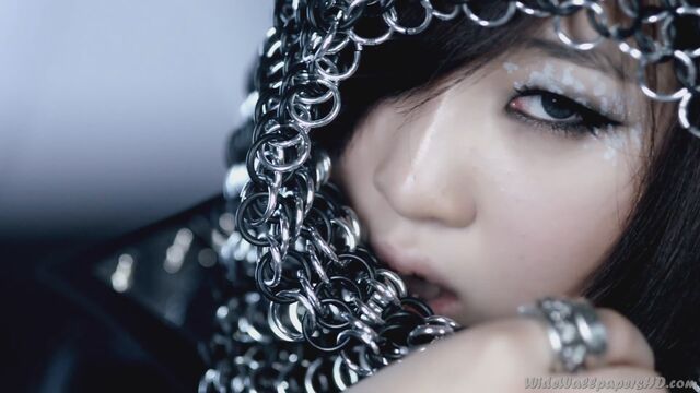 File:Gong-Min-ji-Close-Up-1-I-am-The-Best-K-Pop-2NE1-Wallpapers.jpg