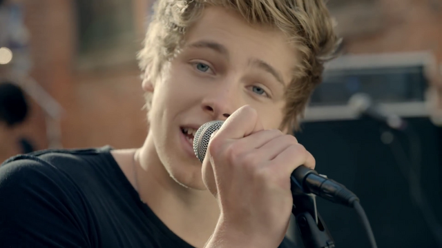 File:5 Seconds of Summer - She Looks So Perfect - 5 Seconds of Summer Wiki (5).png