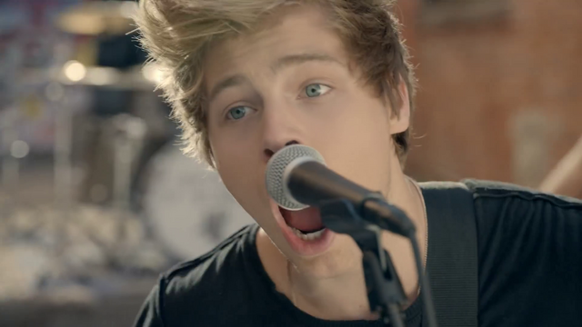 File:5 Seconds of Summer - She Looks So Perfect - 5 Seconds of Summer Wiki (170).png