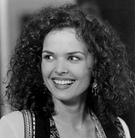 File:Lucinda.png