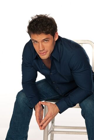 File:Robert Ford Full Cast Photo.jpg