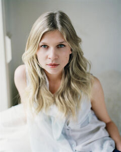 Fleur Clemence-Poesy