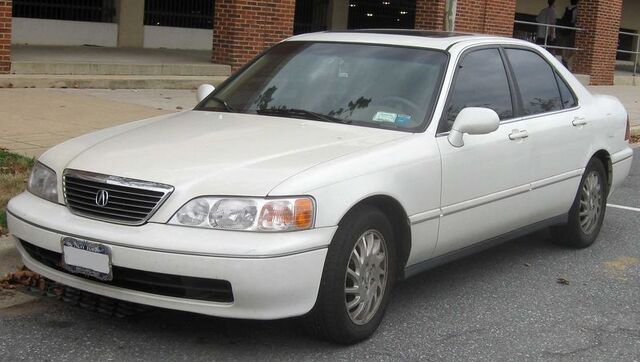 File:1st Acura RL.jpg