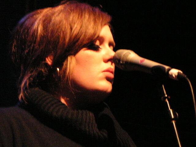 File:800px-Adele 2009.jpg