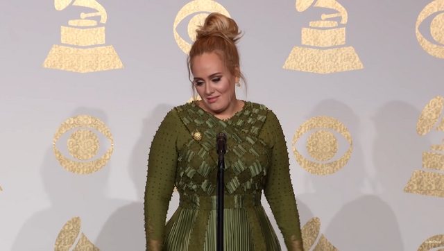 File:Press room grammys 2017.png
